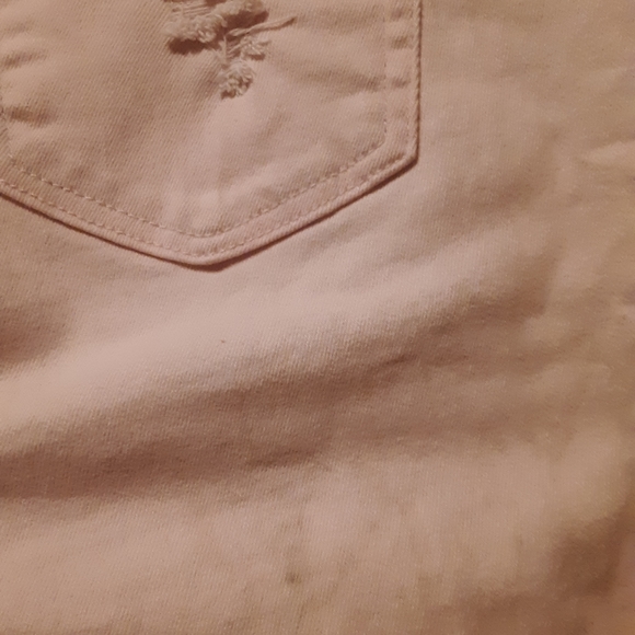 Distressed jeans - Picture 6 of 6